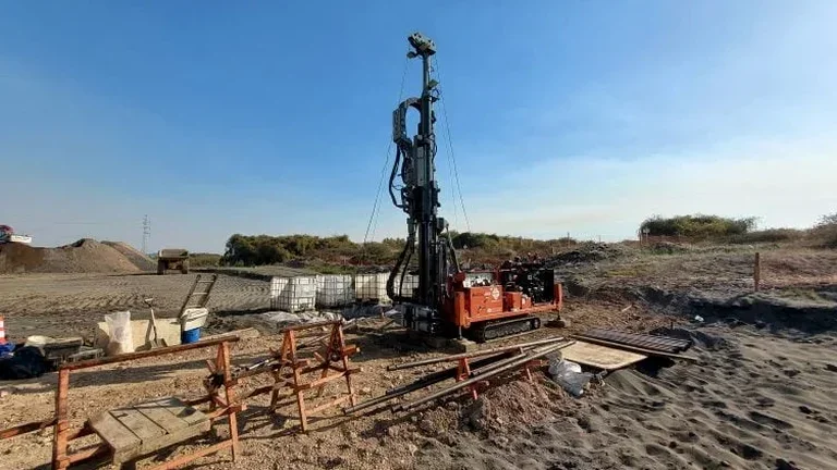 Fouille d'essai à Sarcelles : caractérisation du sol en place
